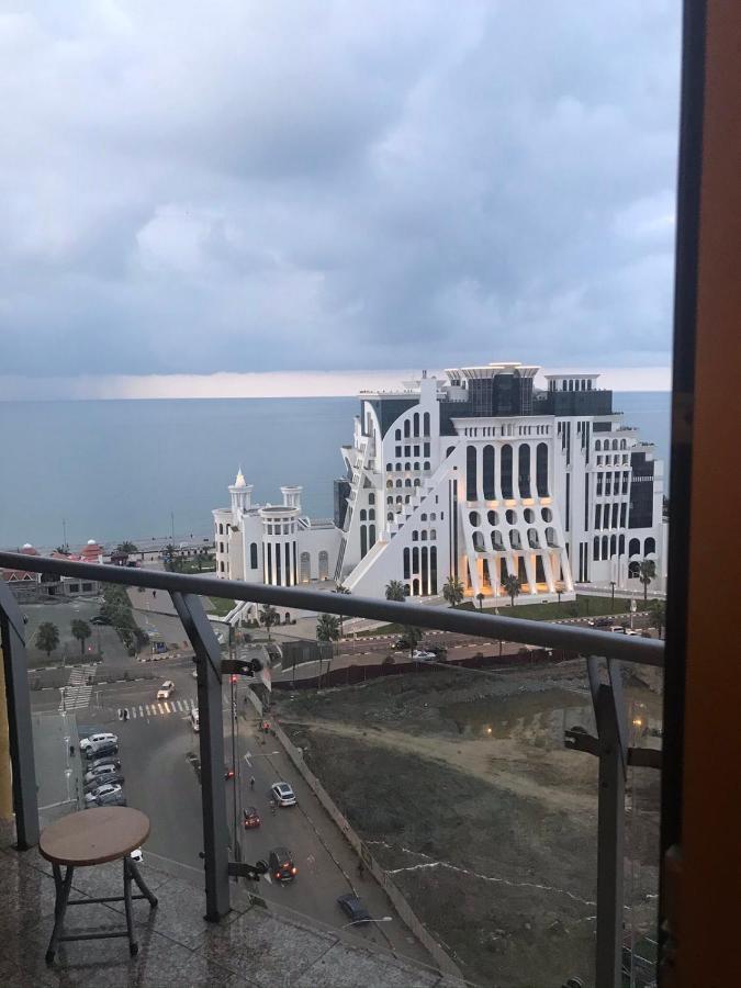 Orbi Plaza Tamara Aparthotel บาทูมิ ภายนอก รูปภาพ